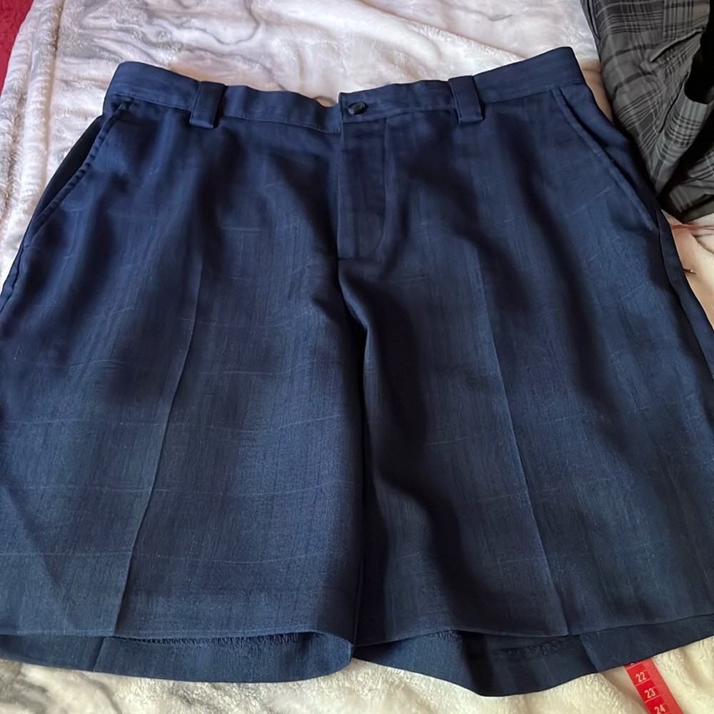 Izod FXG dress golf shorts 32